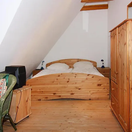 Reihenhaeuser Im Hafendorf Auf Ruegen 別荘