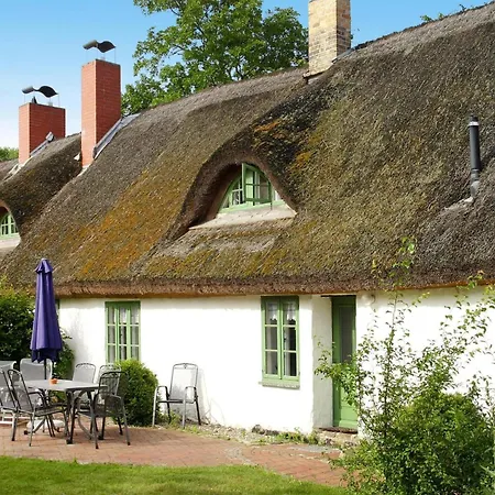 Reihenhaeuser Im Hafendorf Auf Ruegen Holiday home *
